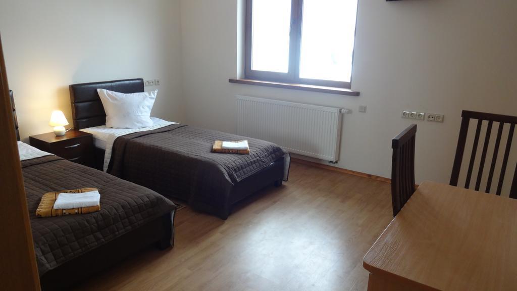 Vidu Guest House Утена Экстерьер фото