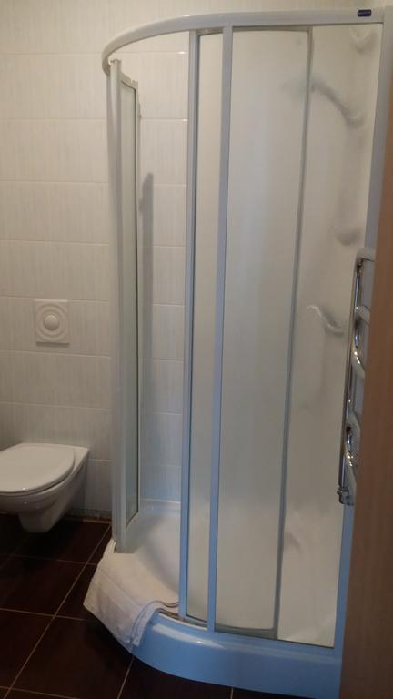 Vidu Guest House Утена Экстерьер фото