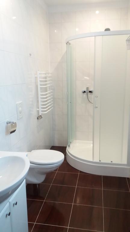 Vidu Guest House Утена Экстерьер фото