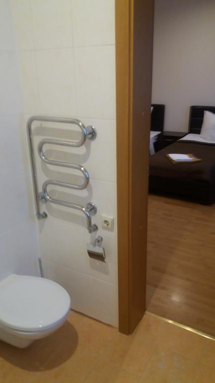 Vidu Guest House Утена Экстерьер фото