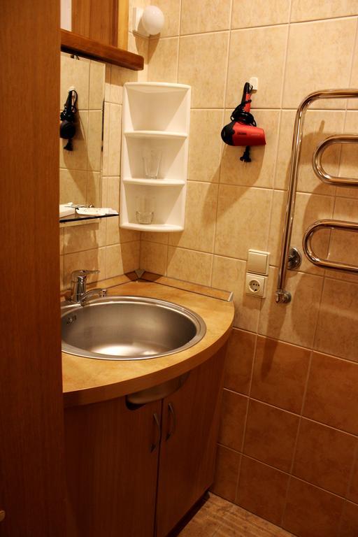Vidu Guest House Утена Экстерьер фото